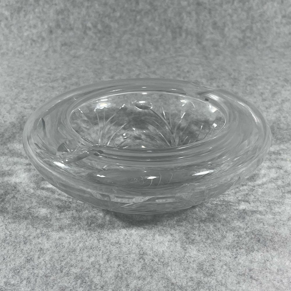Vintage Clear Glass Ashtray Etched Frosted Rose Cigar Elegant Round‎ 5.5”